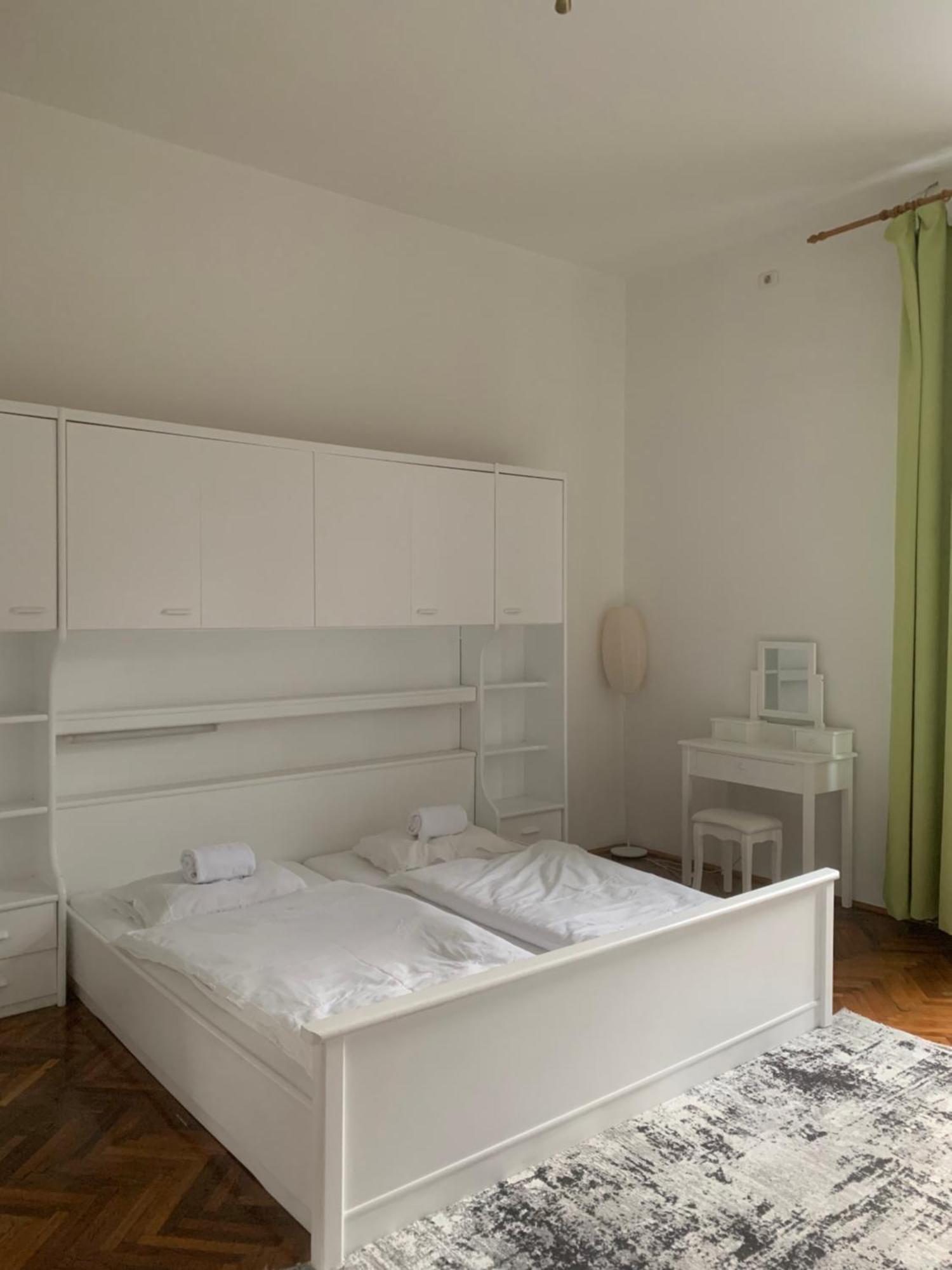Diana'S Apartment Arad Kültér fotó